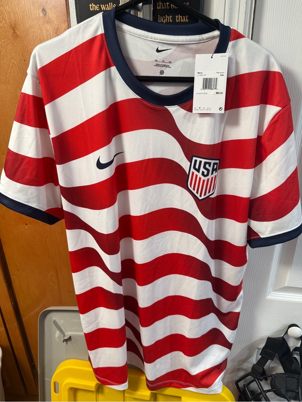 Nike team USA Red & White Striped USA Soccer Tee fifa World Cup 2026 usmnt new
